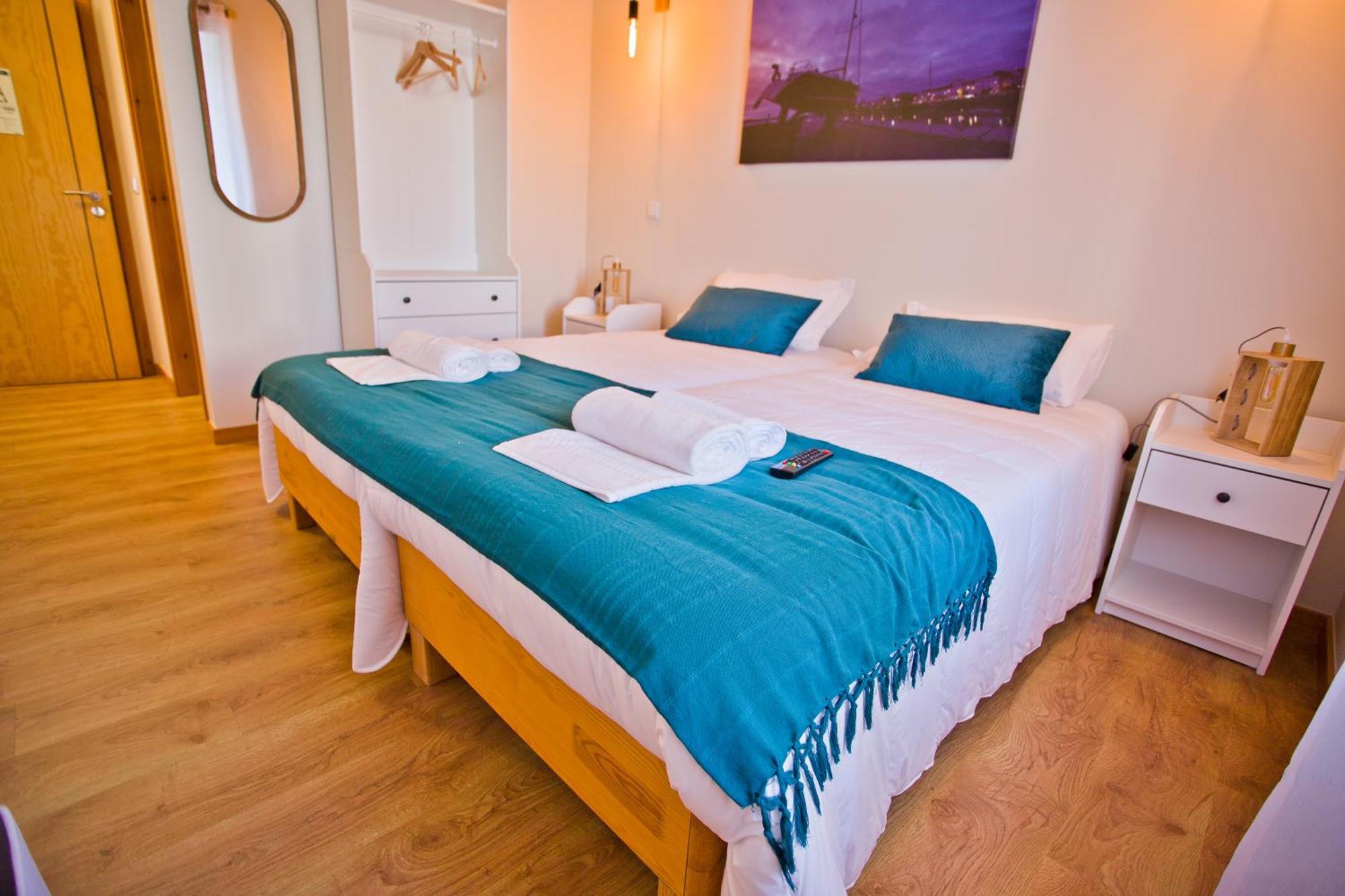 Guest House 10 De Agosto Figueira da Foz Kültér fotó